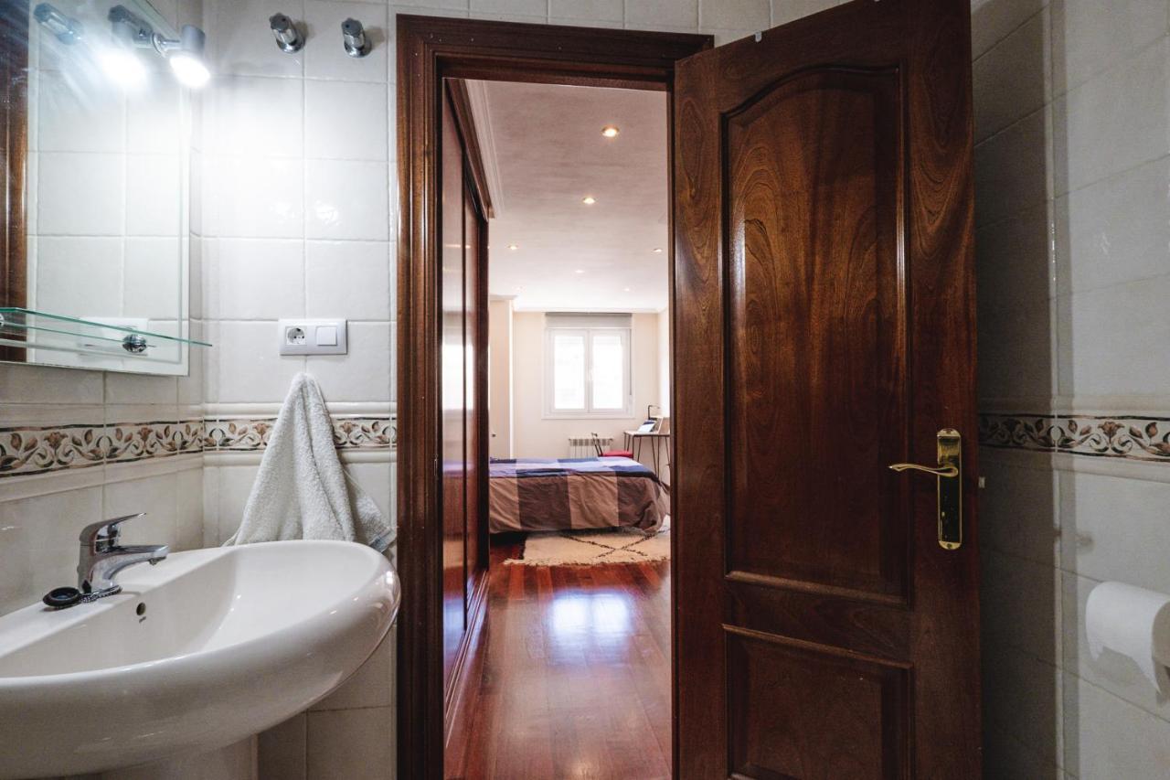 El Rosal De Oviedo Villa Dış mekan fotoğraf